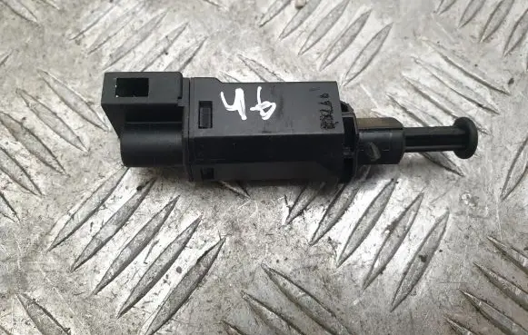 Volkswagen Golf IV Brake pedal sensor switch 1H0927189D