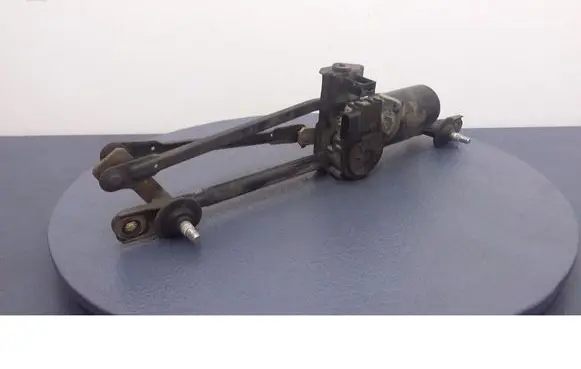 Hyundai Tucson JM Front wiper linkage and motor 