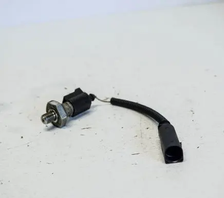 Audi A6 S6 C6 4F Other devices 038919081G