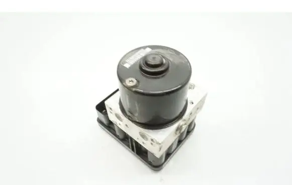 BMW 1 E81 E87 ABS Pump 6787837 6787836