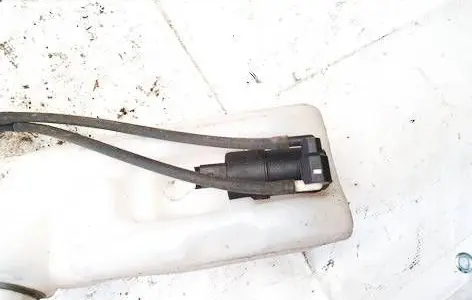 Renault Zoe Windscreen/windshield washer pump 9641553880 9647553980