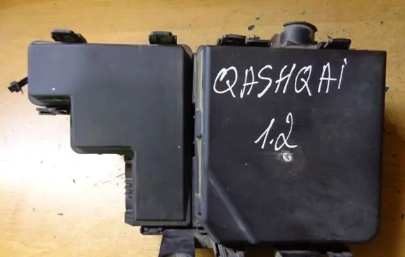 Nissan Qashqai Fuse box set 284B74BA0A