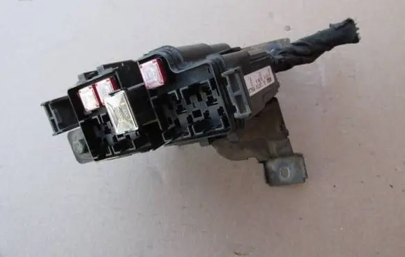 KIA Sportage Relay mounting block 130718