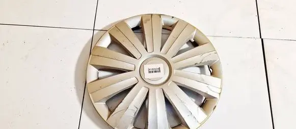 Peugeot 406 R16 wheel hub/cap/trim 