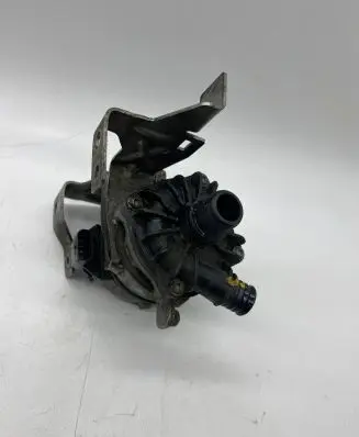 BMW 5 F10 F11 Electric auxiliary coolant/water pump 7587374 701360200