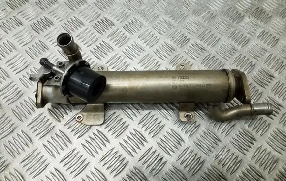 Skoda Superb B6 (3T) EGR valve cooler 03L131512B