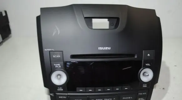 Isuzu D-Max Radio/CD/DVD/GPS head unit 8982436022