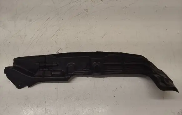 Audi A4 S4 B7 8E 8H Front wheel arch liner splash guards 8E0821112