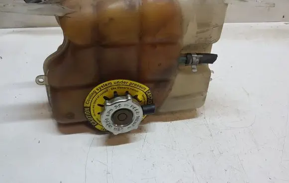 Jeep Cherokee Coolant expansion tank/reservoir