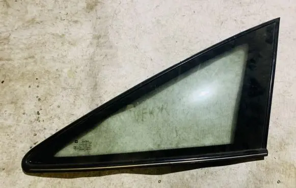 Opel Vectra B Rear side window