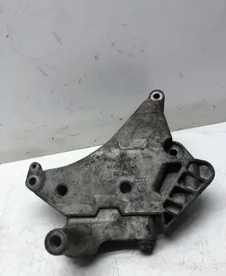Skoda Octavia Mk3 (5E) Engine mounting bracket 03L199207