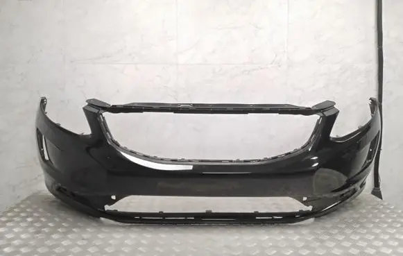 Volvo XC60 Front bumper 31323765