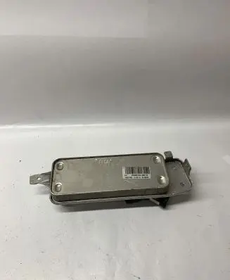 BMW 5 F10 F11 Engine oil radiator 7638679 7638682