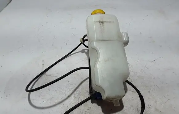 Renault Twingo III Windshield washer fluid reservoir/tank 289105267R