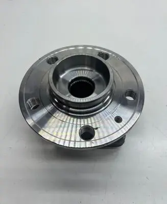 Volvo XC90 Rear wheel hub 31340099