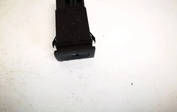 Windscreen/window heater switch