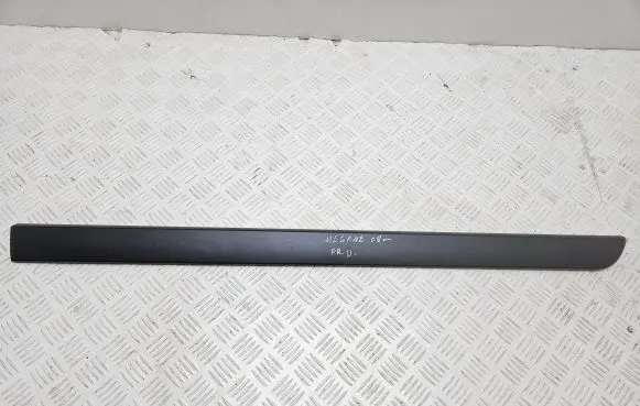 Renault Megane II Front door trim (molding) 820064866