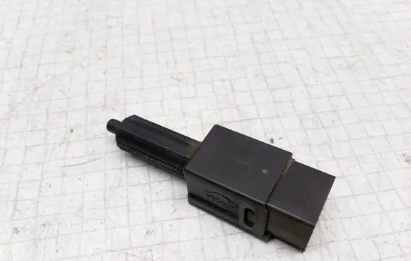Nissan Almera Tino Brake pedal sensor switch