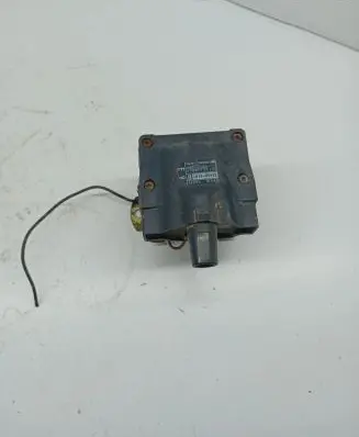 Suzuki Samurai High voltage ignition coil 3340057B1 3340080C1