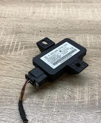 Mercedes-Benz A W176 Tire pressure control unit 0009003704Q01