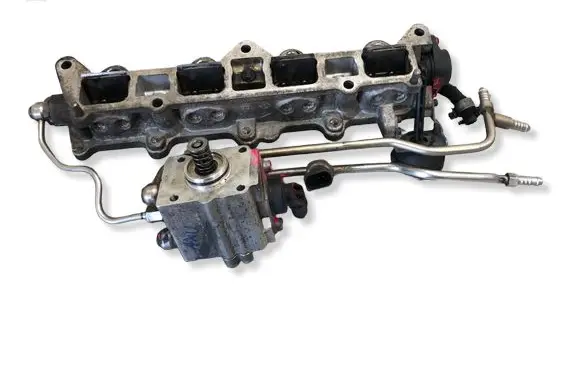 Volkswagen Touran I Fuel main line pipe 03C133204GBILI 03C133204G 03C127025L