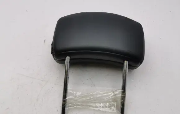 Infiniti FX Front seat headrest 
