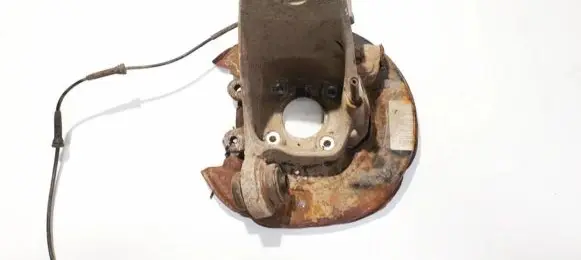 BMW 5 E39 Rear wheel hub