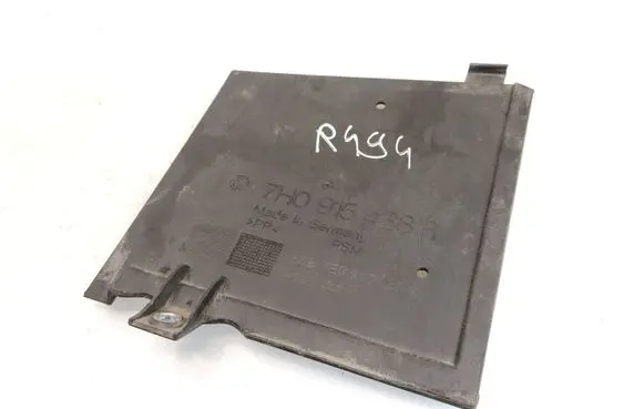 Volkswagen Transporter - Caravelle T5 Battery tray heat shield 7E0915430A
