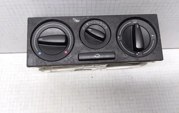 Volkswagen Golf IV Climate control unit 1J0819045F