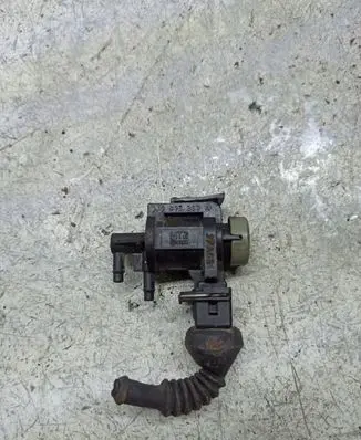 Audi A6 S6 C5 4B Turbo solenoid valve 1J0906283A