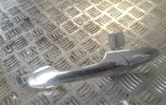Honda FR-V Rear door exterior handle