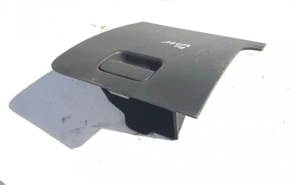 Volkswagen PASSAT B6 Glove box 3c2857922