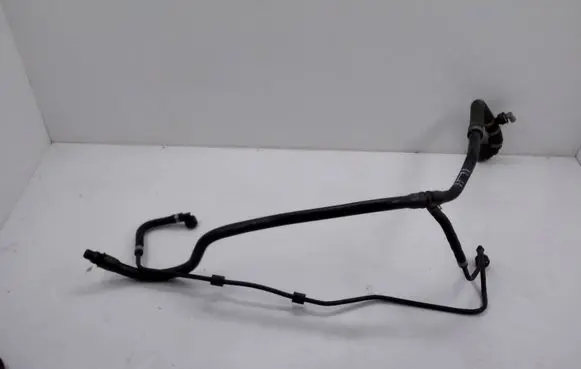Mercedes-Benz C W205 Engine coolant pipe/hose A2055002600 A2055011001
