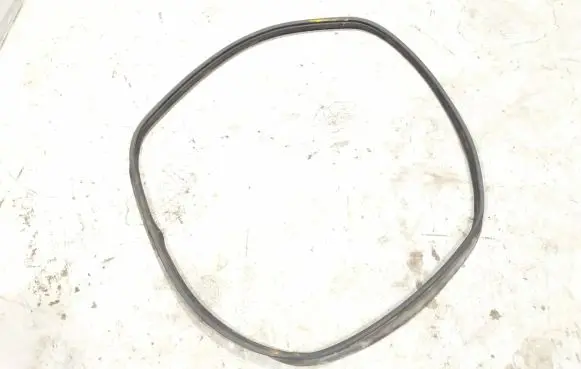 Mercedes-Benz CLS C218 X218 Trunk rubber seal (body) 2187400078 2187400178