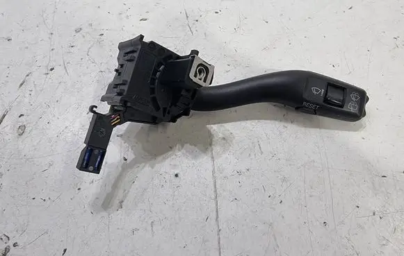 Audi A3 S3 A3 Sportback 8P Wiper control stalk 8P0953519A