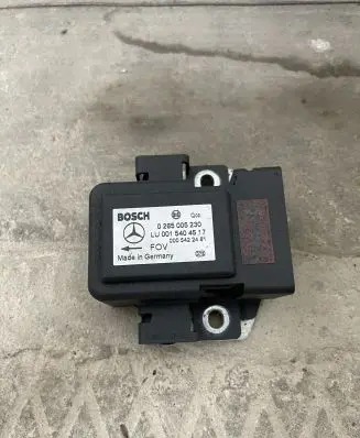 Mercedes-Benz E W210 ESP acceleration yaw rate sensor 0265005230 LU0015404517 0005422481