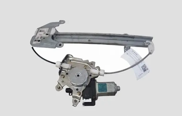 Nissan X-Trail T30 Rear door window regulator with motor 8073089913