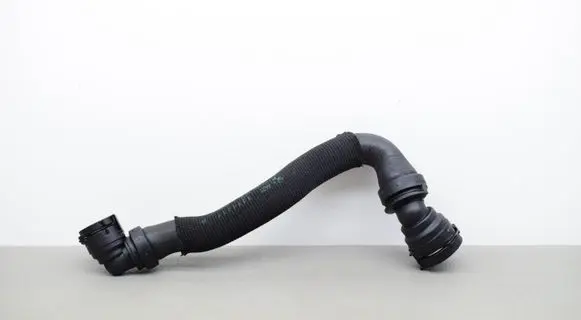 BMW 5 G30 G31 Engine coolant pipe/hose 9299619