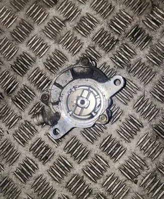 Renault Master II Vacuum pump 8200102535