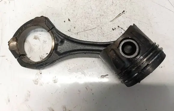 Mercedes-Benz R W251 Piston with connecting rod 8340e