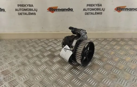 Renault Trafic II (X83) Fuel injection high pressure pump H037472 8200055072