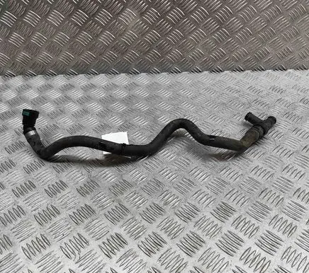 Volvo XC90 Engine coolant pipe/hose 31474505