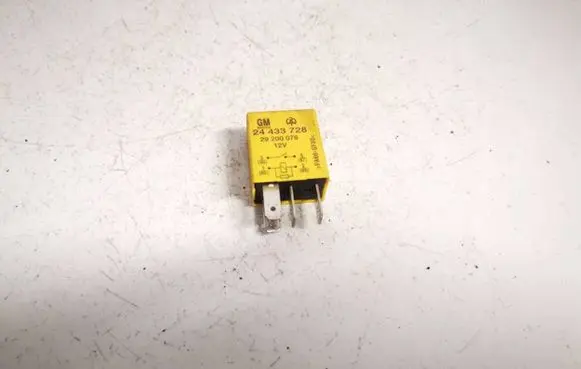 Opel Zafira A Other relay 24433728