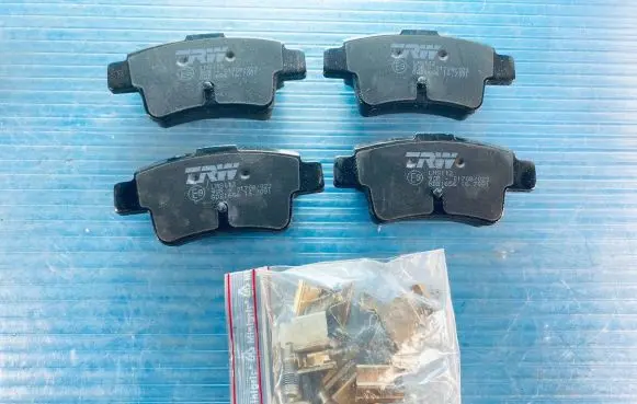 Fiat Grande Punto Brake pads (rear) GDB1656 90R01708