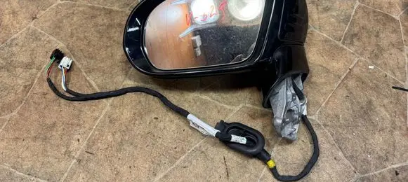 Mercedes-Benz E W238 Coupe wind mirror (mechanical) A2388101300