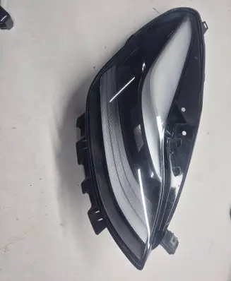 Tesla Model 3 Headlight/headlamp 151495300C 01531904 SCKV21126000359