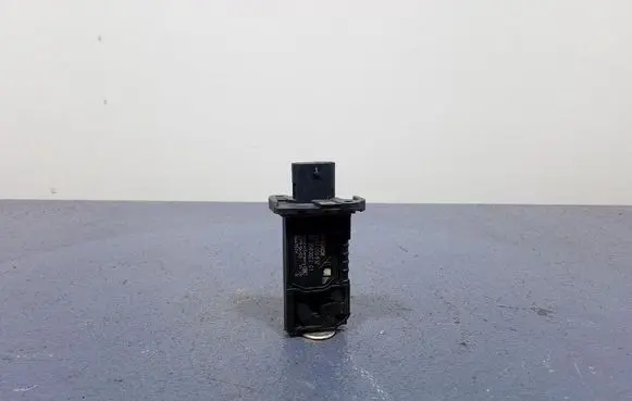 BMW X5 E53 Mass air flow meter 8580022