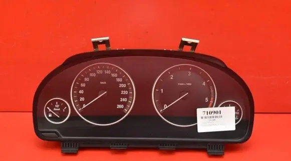 BMW 5 F10 F11 Speedometer (instrument cluster) 9265179