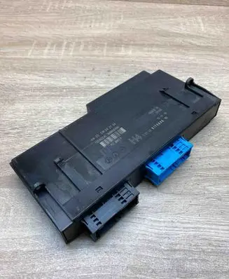 BMW 3 E90 E91 Comfort/convenience module 9176886
