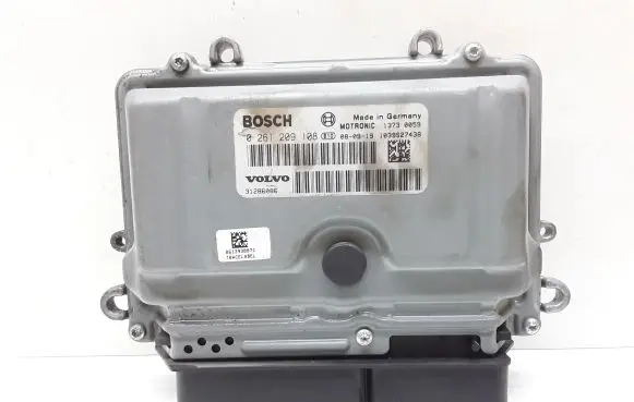 Volvo V70 Engine control unit/module 0261209108 31286086